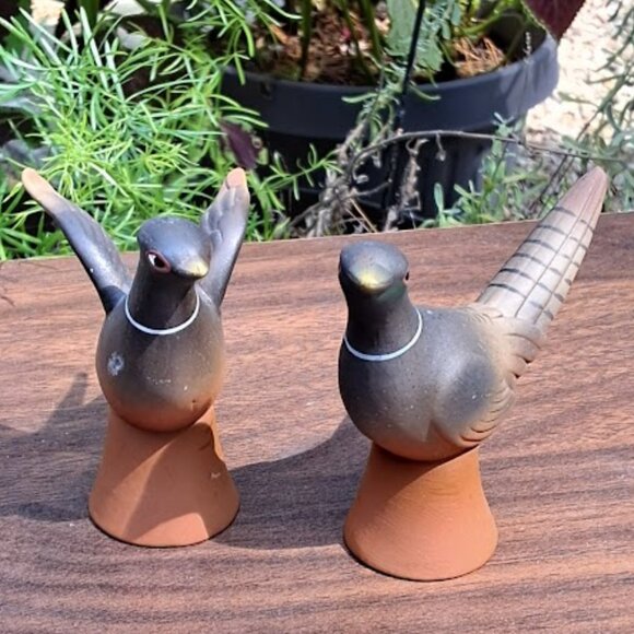 Pottery Barn Pheasant salt & pepper shakers. - Picture 1 of 10